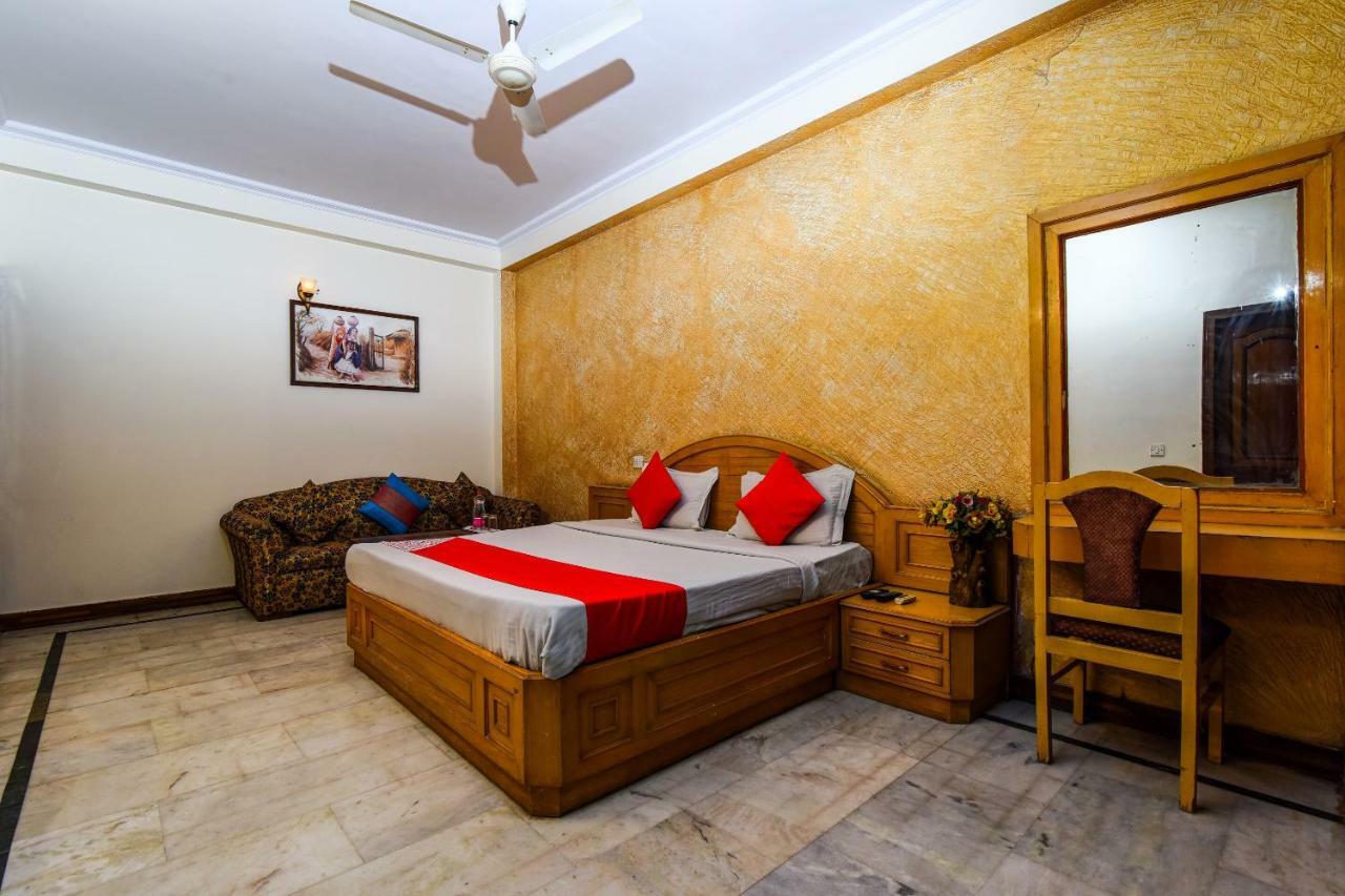 Oyo 3647 Hotel Rahul Palace Nové Dillí Exteriér fotografie